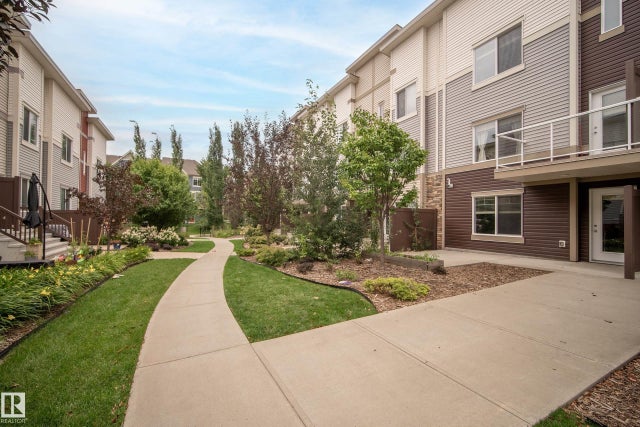 32 804 Welsh Drive Sw, Edmonton