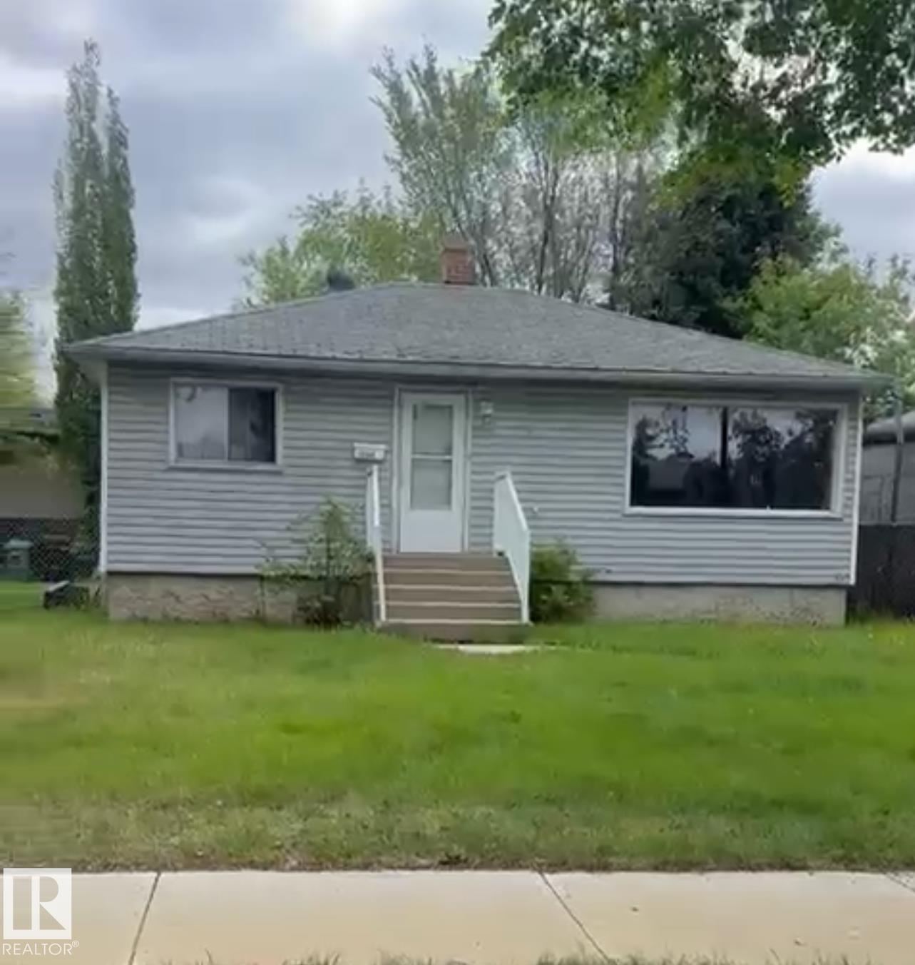 Home for Sale Located at 12245 81 Street Northwest, Edmonton, AB