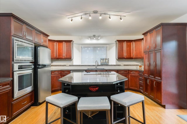 256 Westridge Road Nw, Edmonton