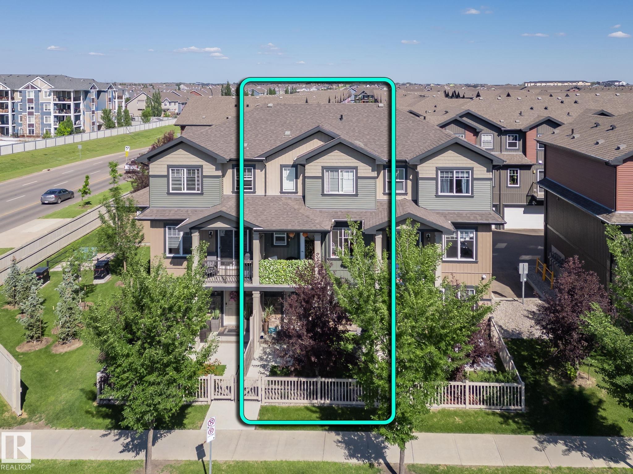 2 3305 Orchards Link Link, Edmonton