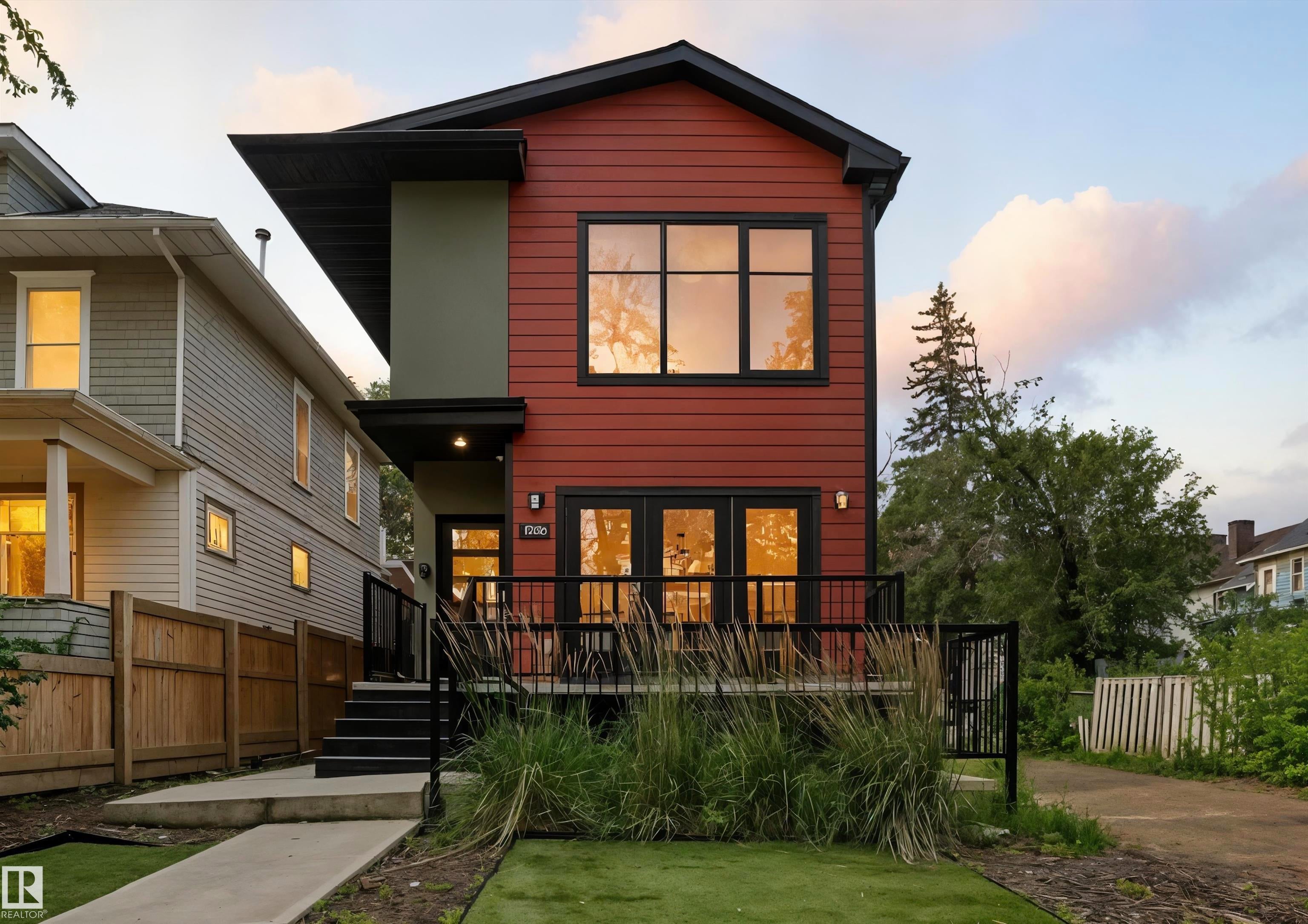 Photo for MLS®# E4454202 - home for sale at 10426 126 Street Northwest, Westmount, Edmonton AB