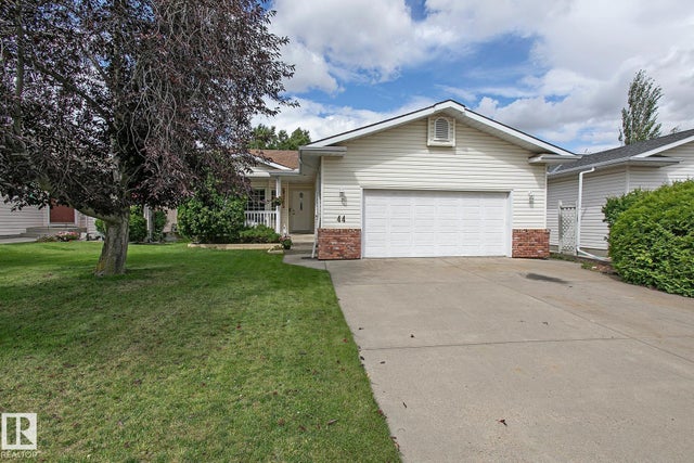 44 Charlton Road, Sherwood Park