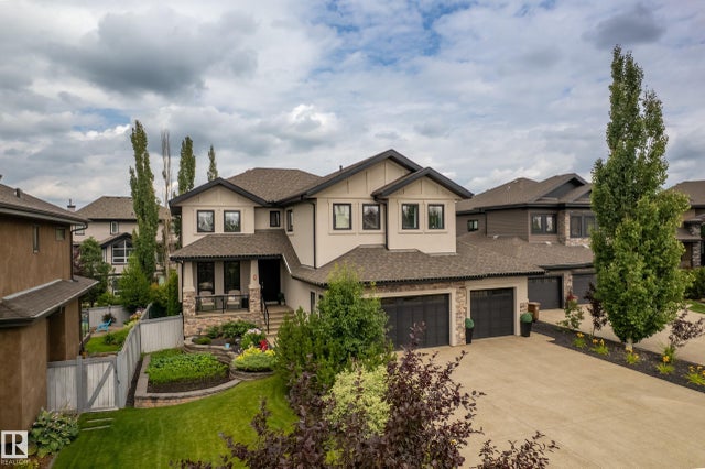 9 Lacroix Close, St. Albert