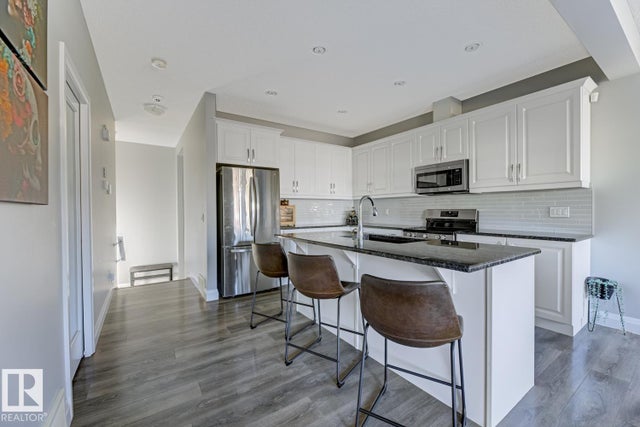 220 Simpkins Bend, Leduc