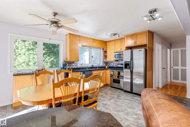1700 Lakeside Drive, Rural Parkland County