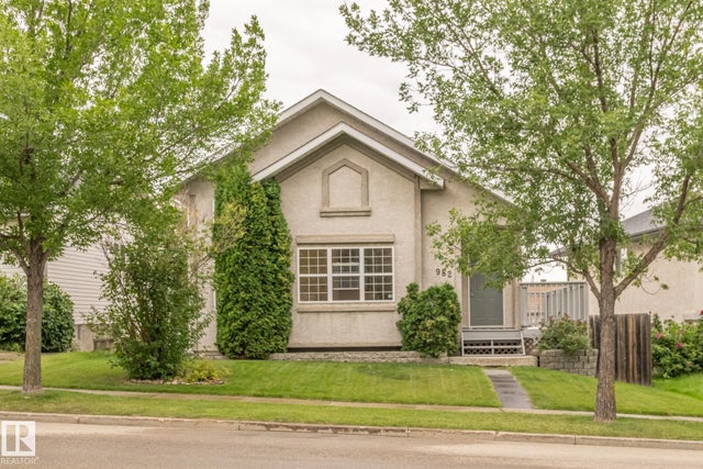 982 Jim Common Dr, Sherwood Park