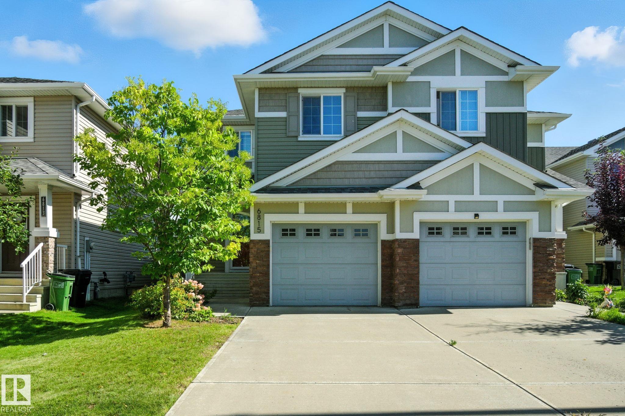 6815 Cardinal Link, Edmonton