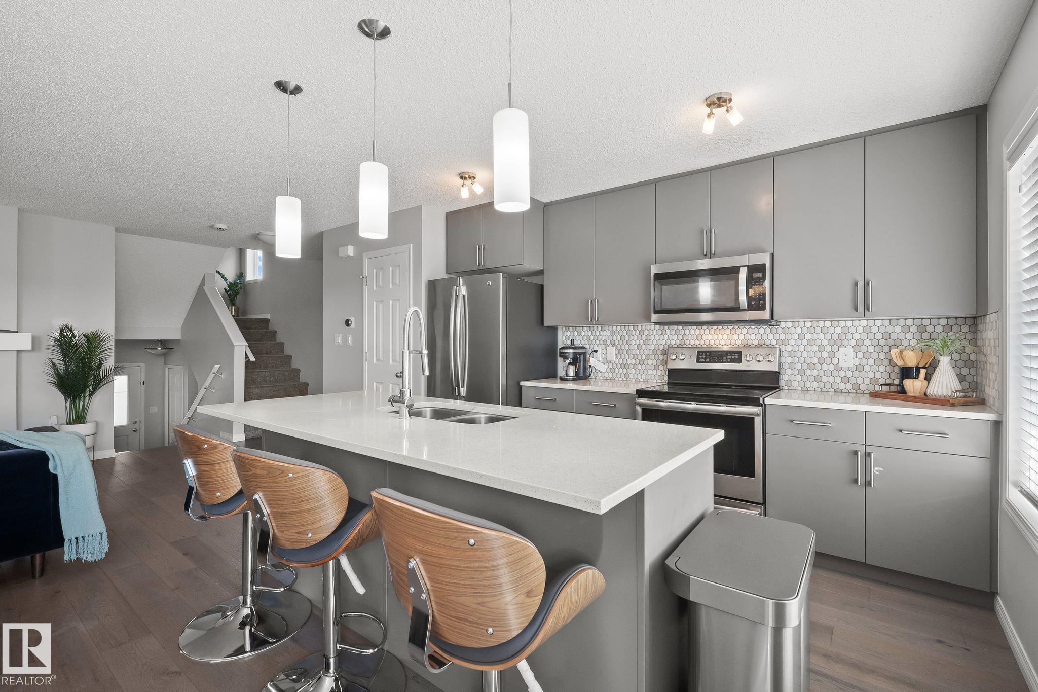 8511 24 Ave, Edmonton