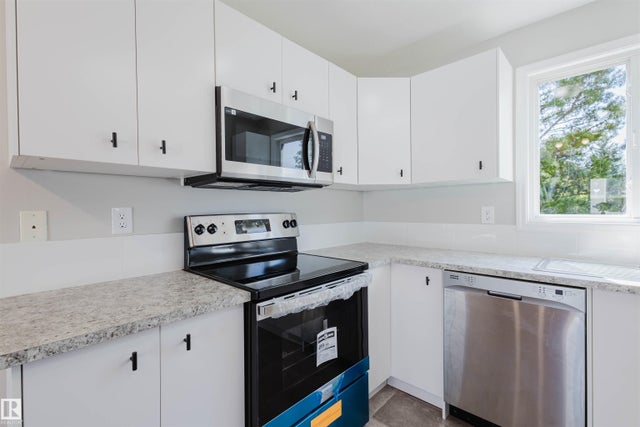 18160 81 Avenue Nw, Edmonton