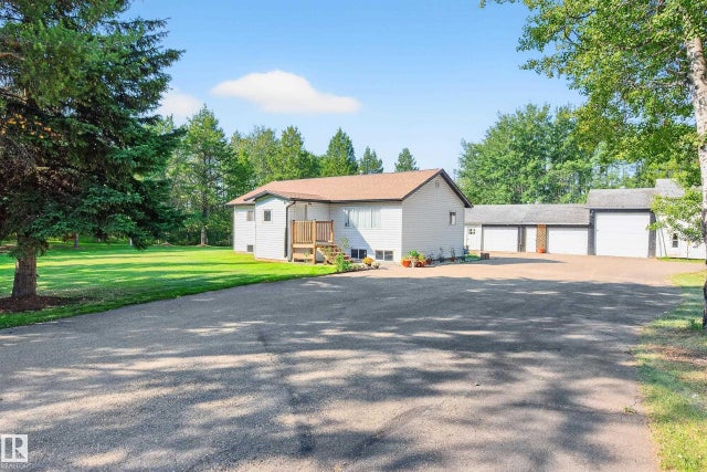 53524 Rge Road 15, Rural Lac Ste. Anne County