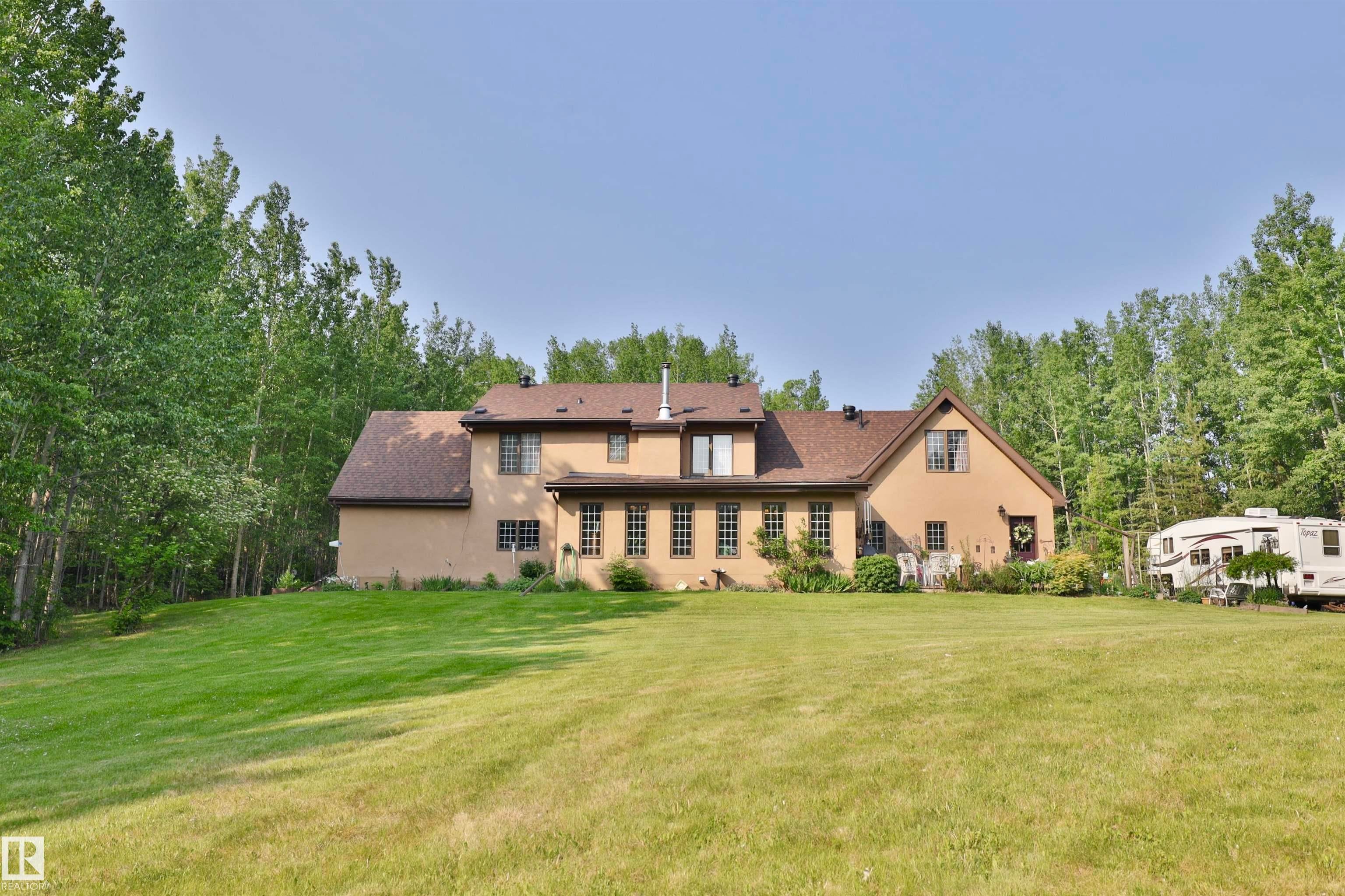 8002 45 Street, Rural Wetaskiwin County