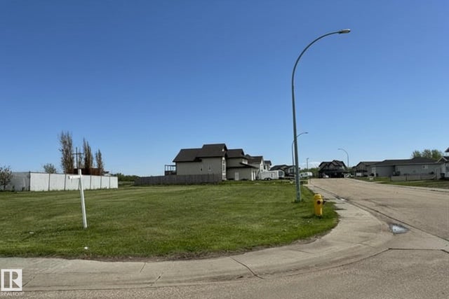 5503 43 Street, Lamont