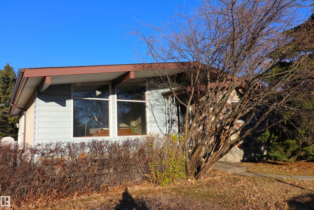 11716 42 Avenue, Edmonton