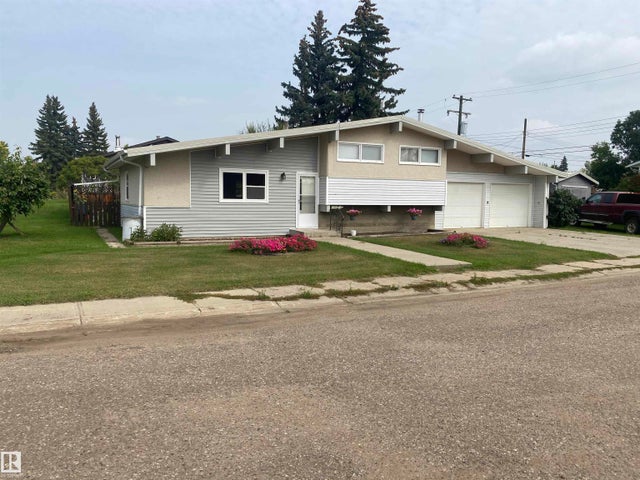 4702 52 Avenue, Two Hills
