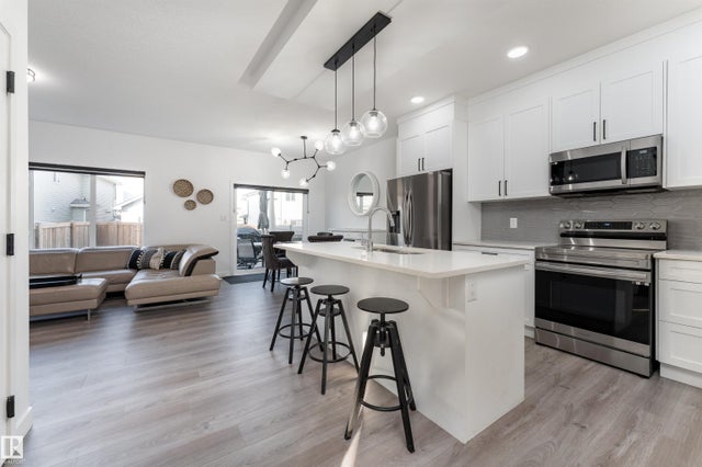1758 Erker Way Nw, Edmonton