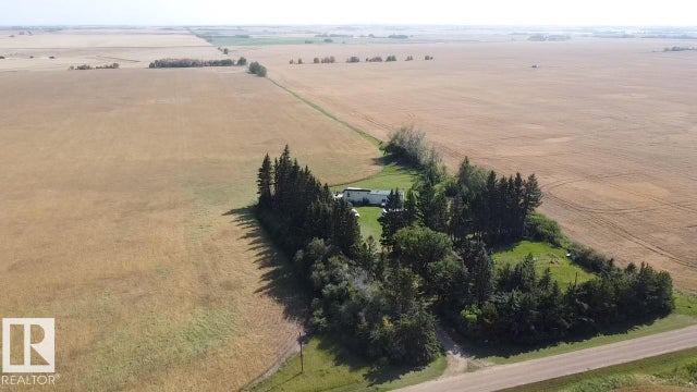 573043 163 Range Road, Rural Lamont County