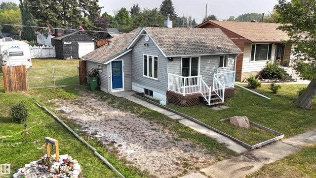 4512 53 Avenue, Wetaskiwin
