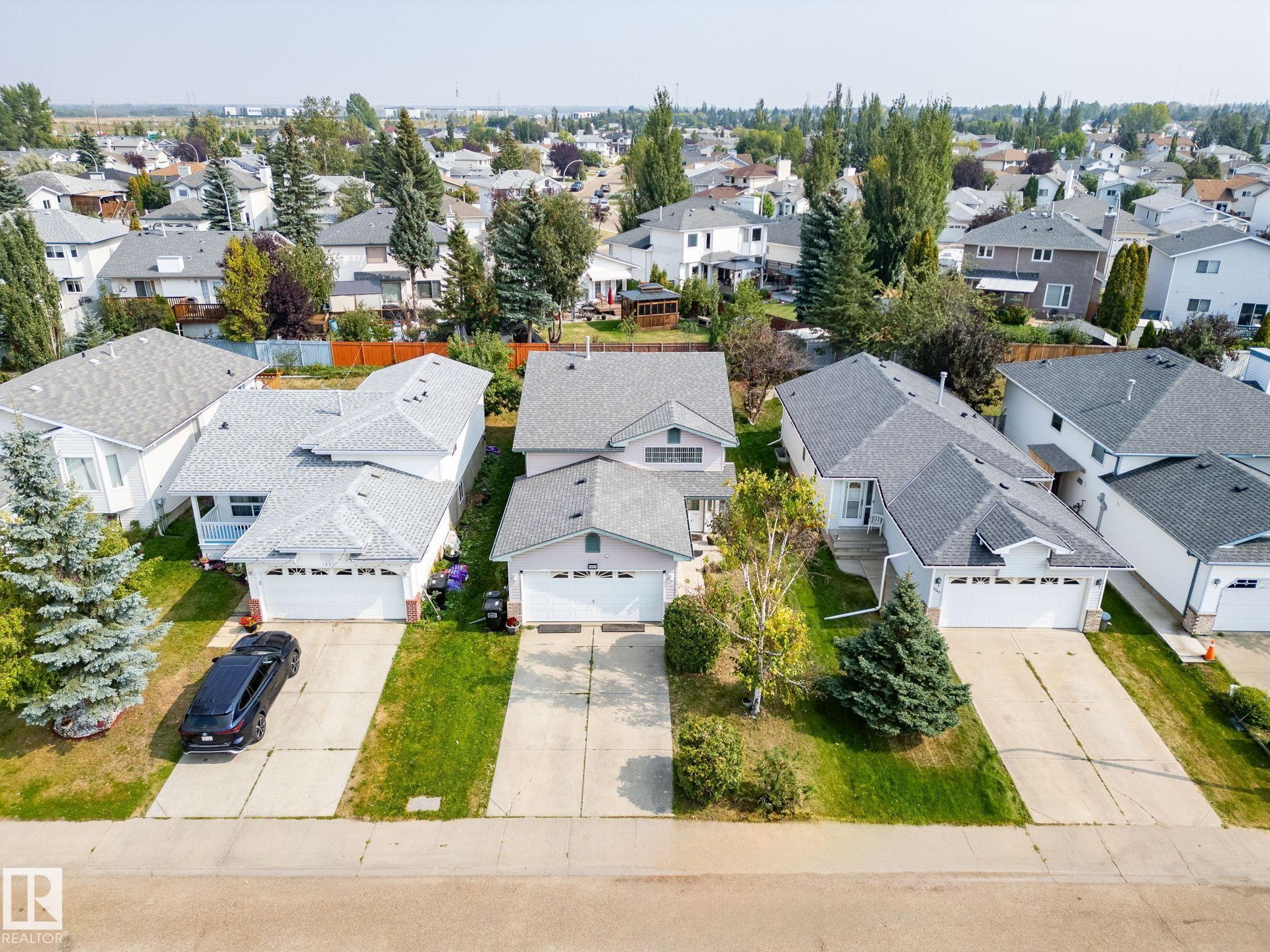 1051 Jones Crescent, Edmonton