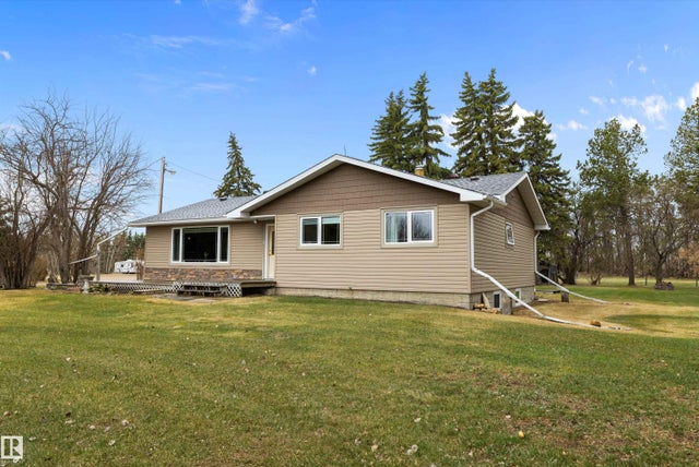 55518 & 55516 Rge Road 250, Rural Sturgeon County