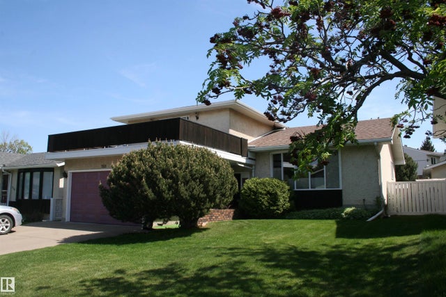 768 Lee Ridge Road Nw, Edmonton