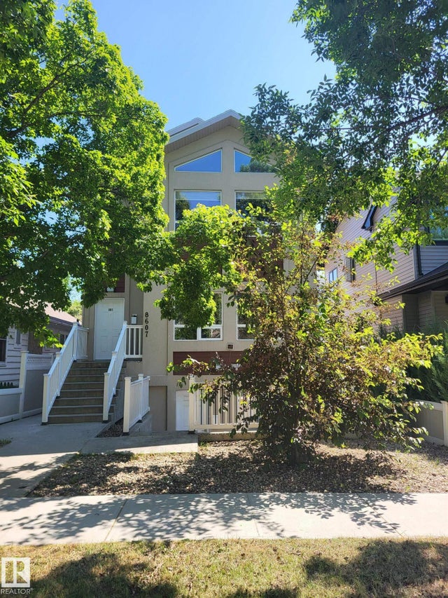 8607 108a Street Nw, Edmonton