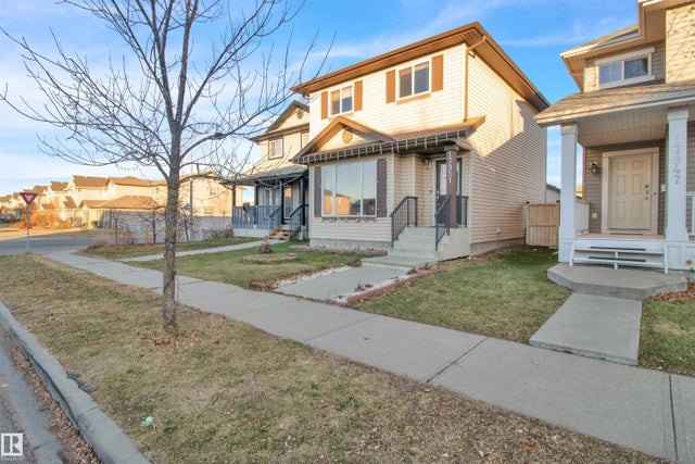 17951 85 Street, Edmonton