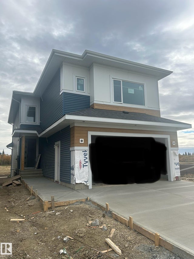 8741 Mayday Lane Sw, Edmonton