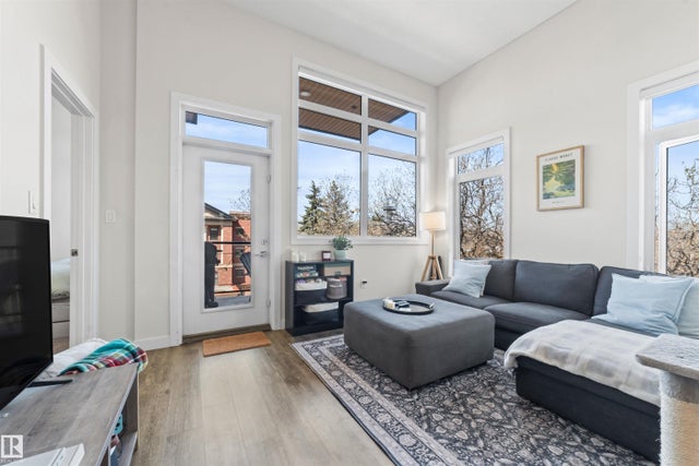 402 10227 115 Street Nw, Edmonton