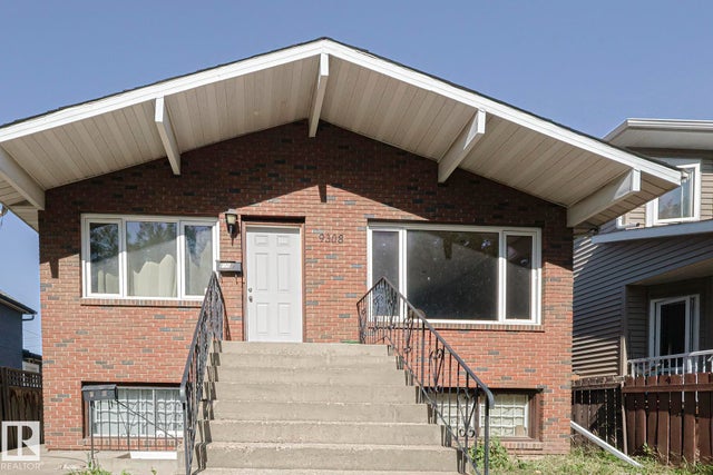 9308a & 9308b 109a Avenue Nw, Edmonton