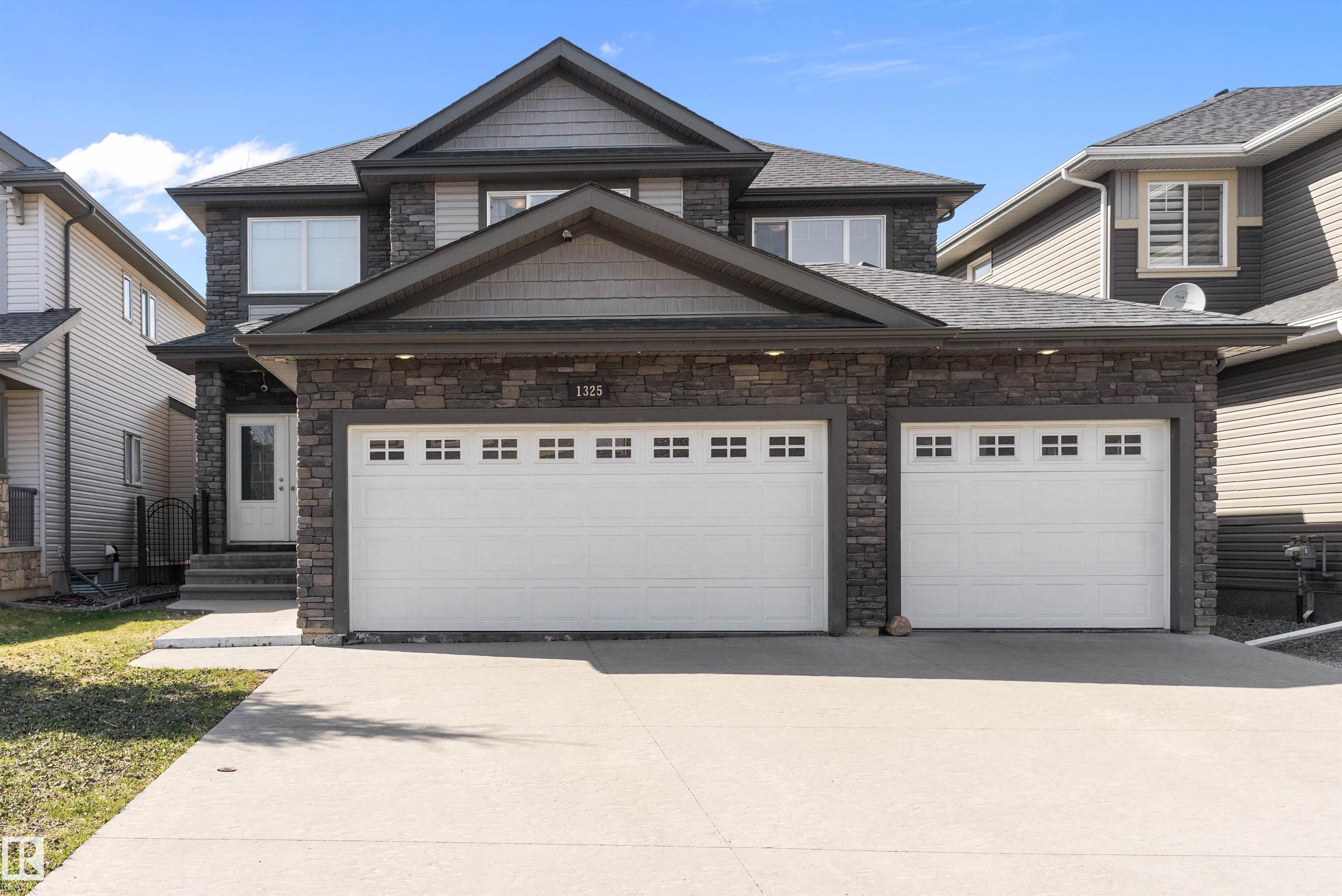 1325 Adamson Drive, Edmonton