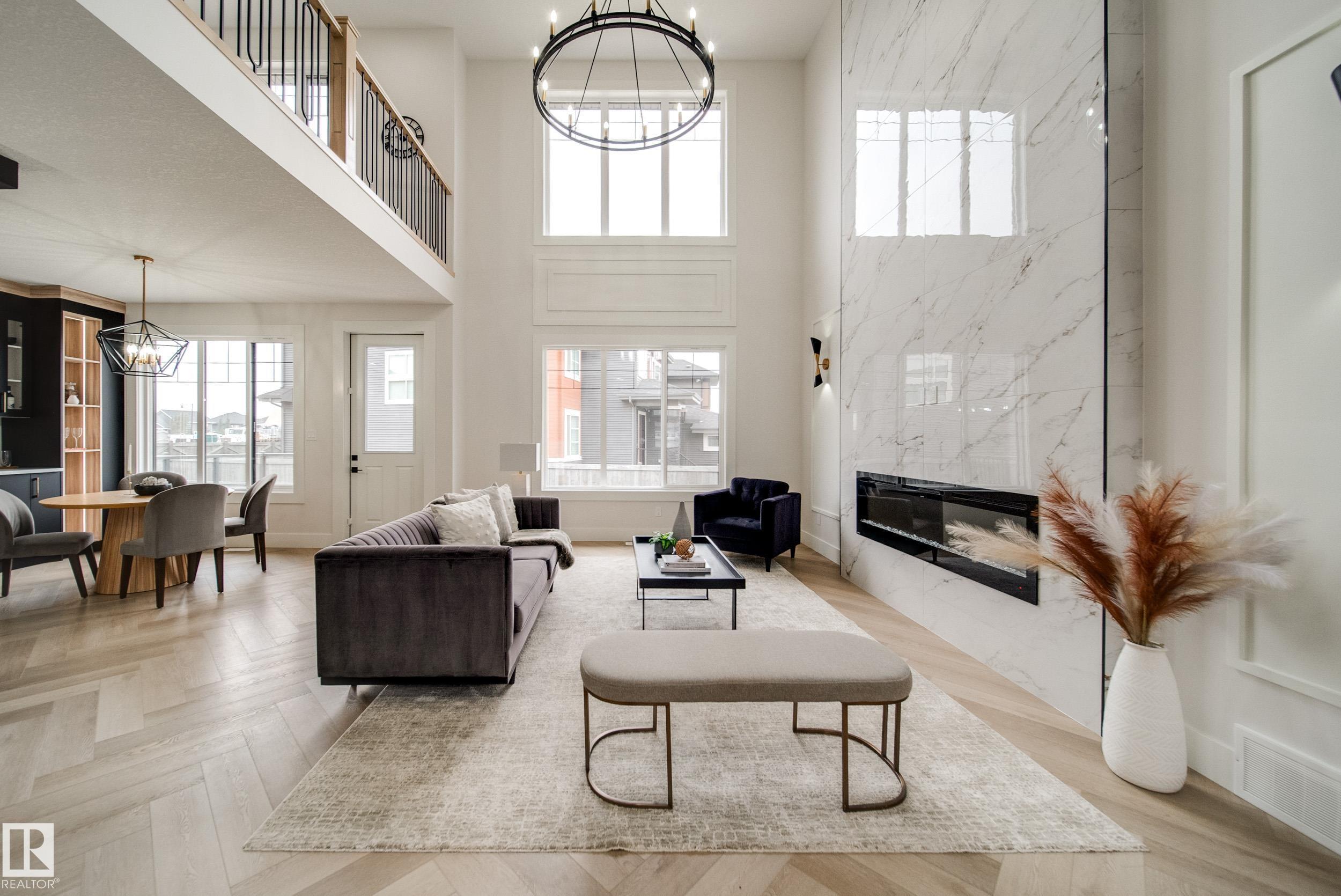 4004 Ginsburg Crescent, Edmonton