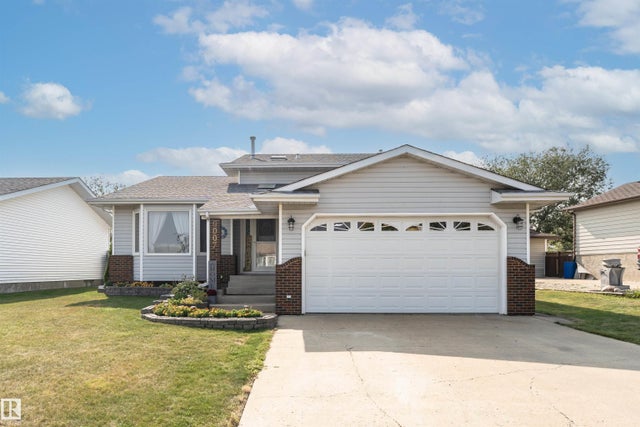 9007 102 Avenue, Morinville