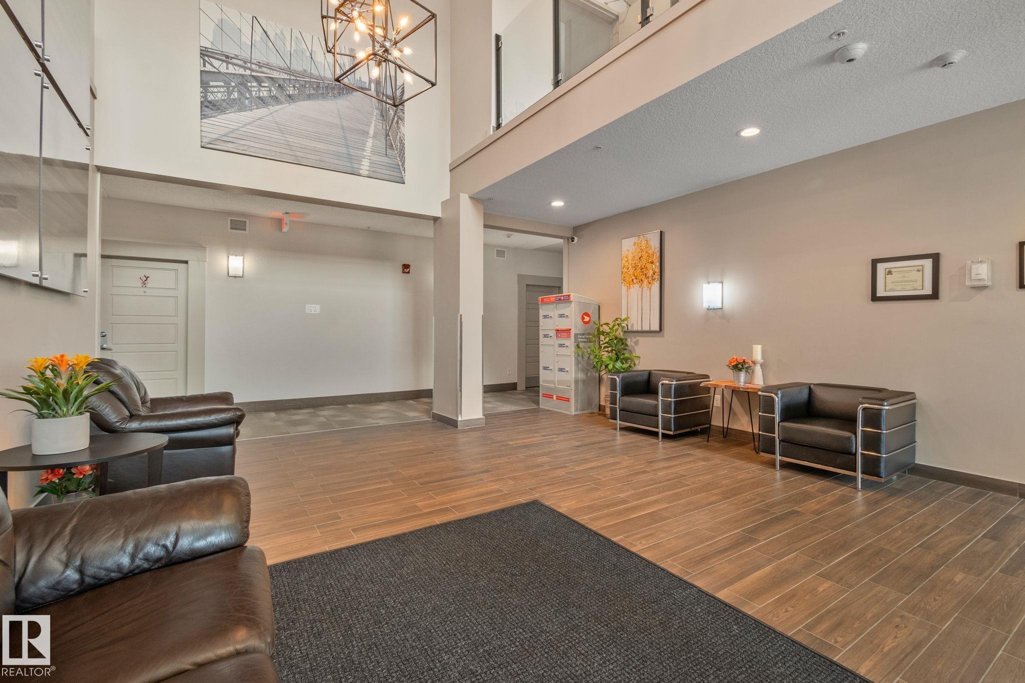 Condo / Townhouse Property for Sale at 404 1144 Adamson Drive Southwest, Edmonton: MLS®# E4457158