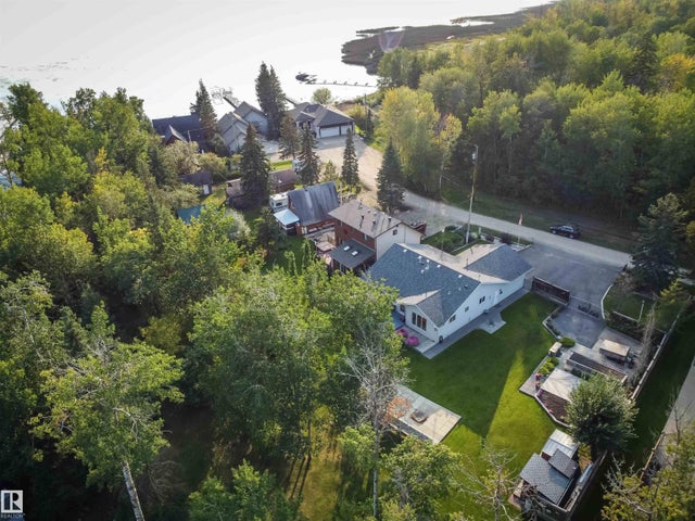 1087 10 Street, Rural Lac Ste. Anne County