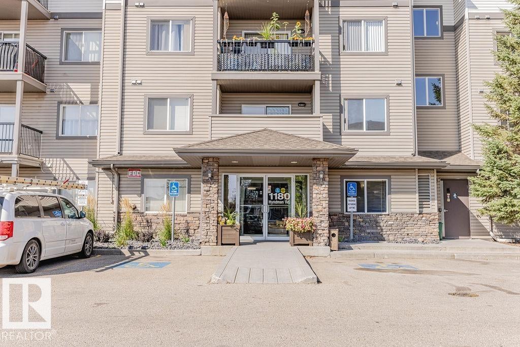 Canon Ridge Real Estate Listing, Edmonton, AB T5A 0P8