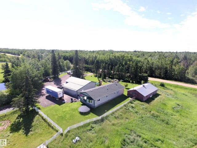 1320 Twsp 570, Rural Barrhead County