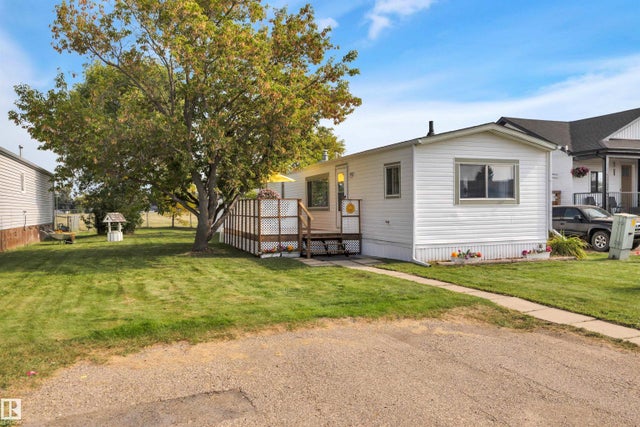 46 Calmar Mobile Home Park, Calmar