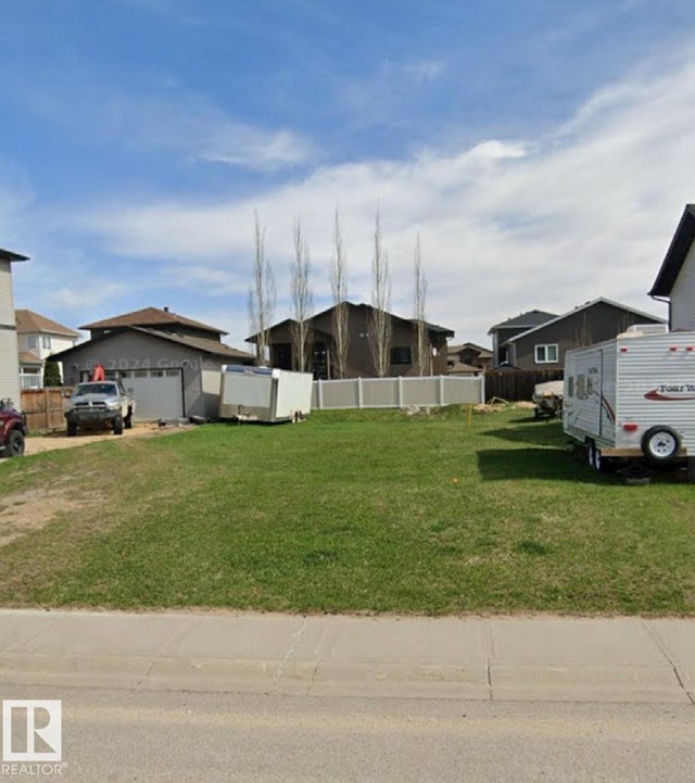 1104 10 Avenue, Slave Lake