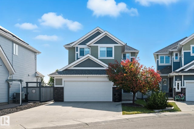 8039 18 Avenue Sw, Edmonton