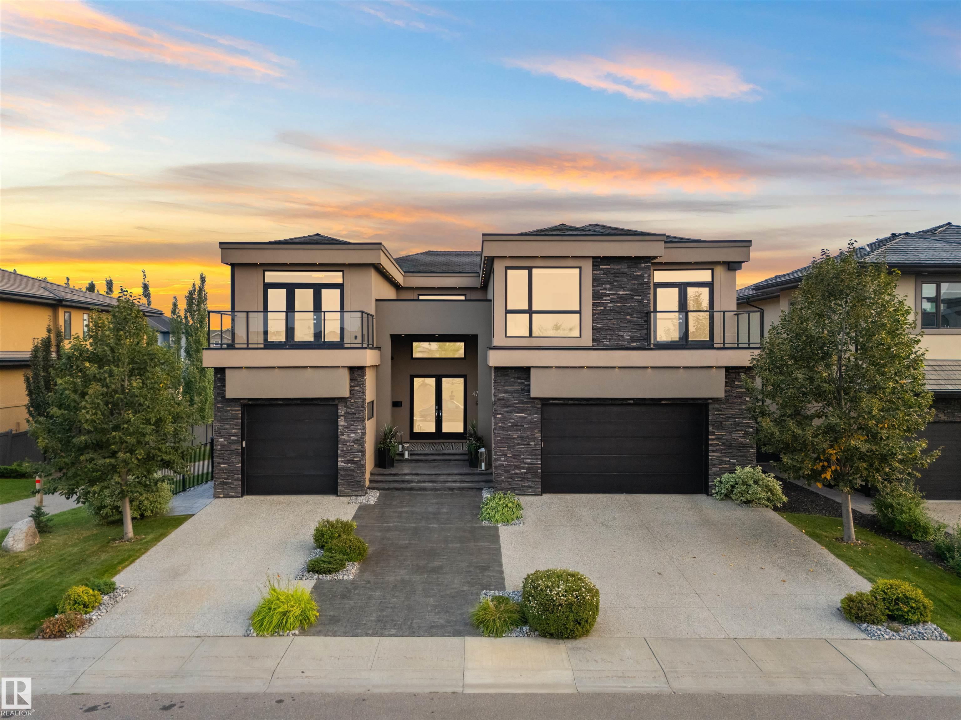 4727 Woolsey Common, Edmonton