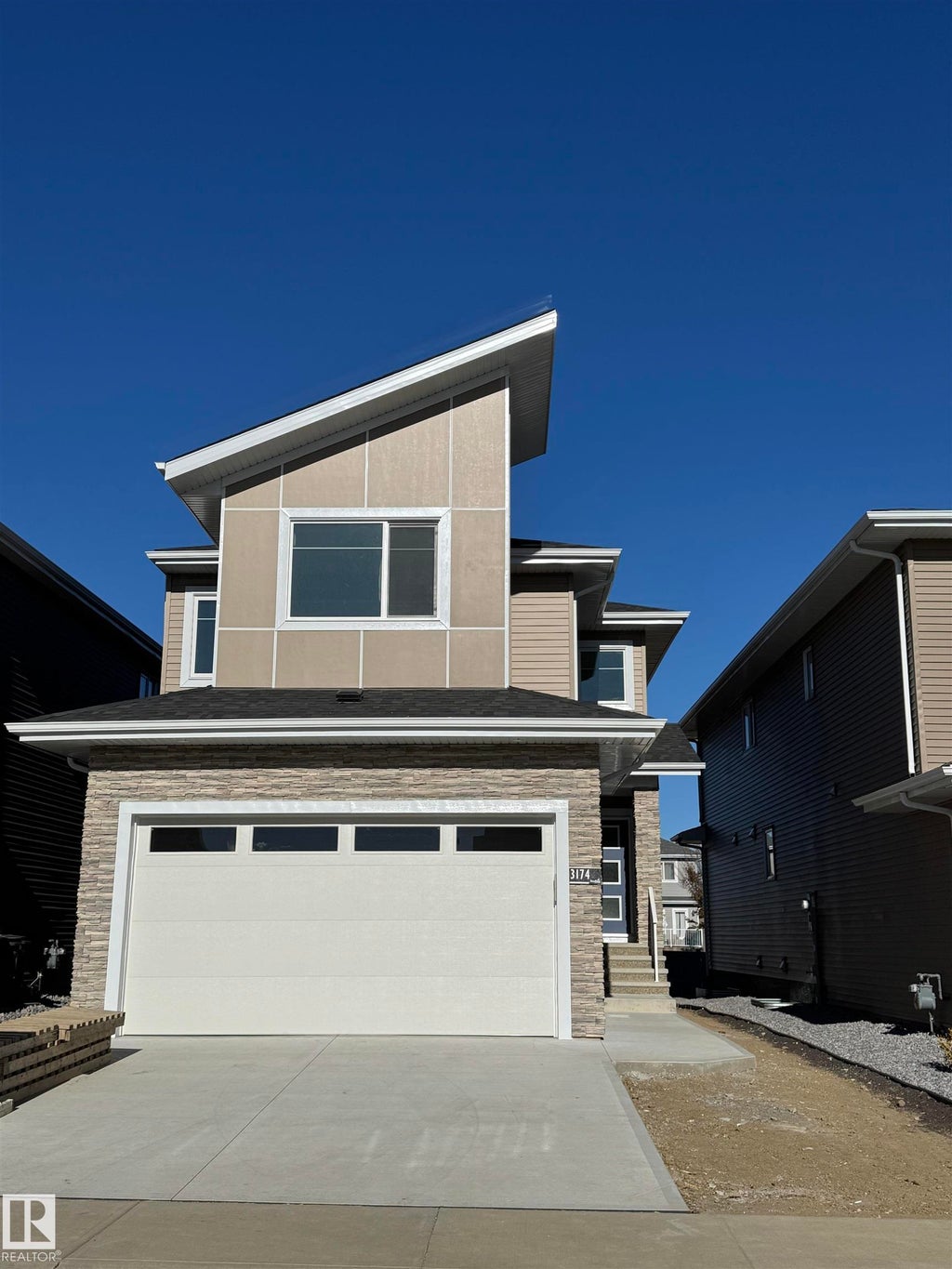 3174 Magpie Way, Edmonton