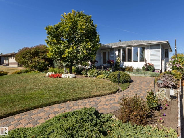 7512 129a Avenue Nw, Edmonton