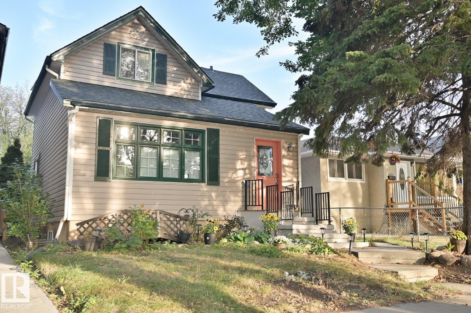 Edmonton Home for Sale: Single Family Listing in Parkdale (Edmonton)