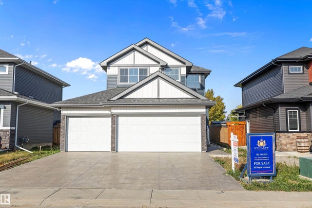 36 Maple Crescent, Gibbons