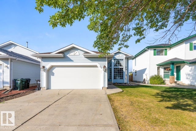 11 Daniels Way, Sherwood Park