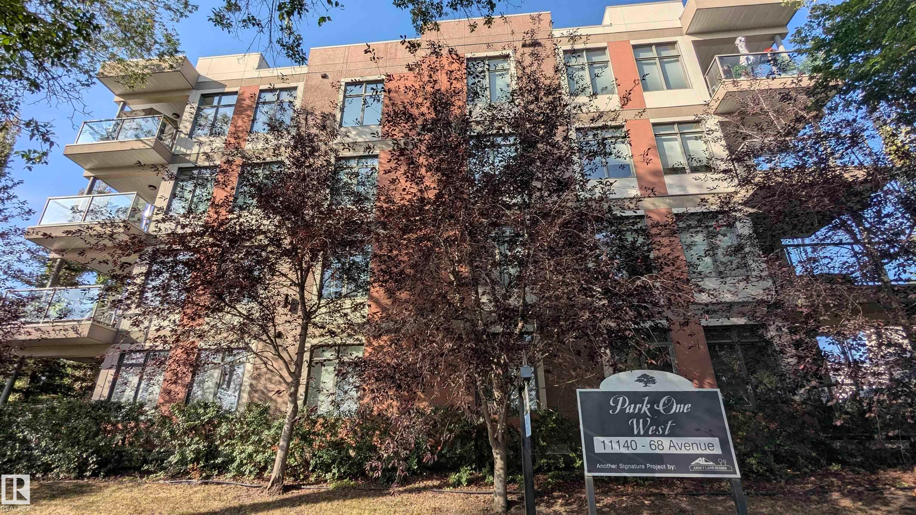 Edmonton Real Estate: Condo / Townhouse Property for Sale in Parkallen (Edmonton)