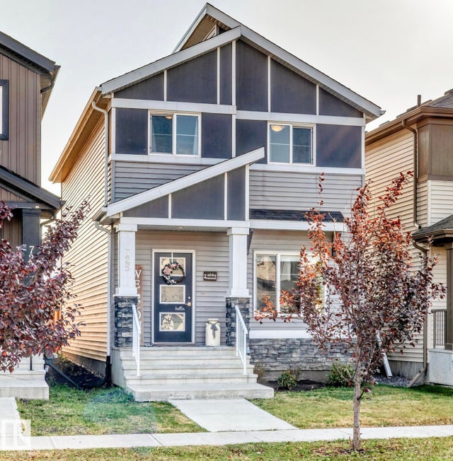 725 Berg Loop, Leduc