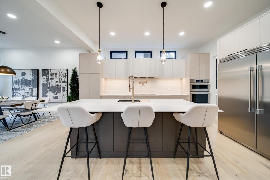 40a Valleyview Crescent Nw, Edmonton