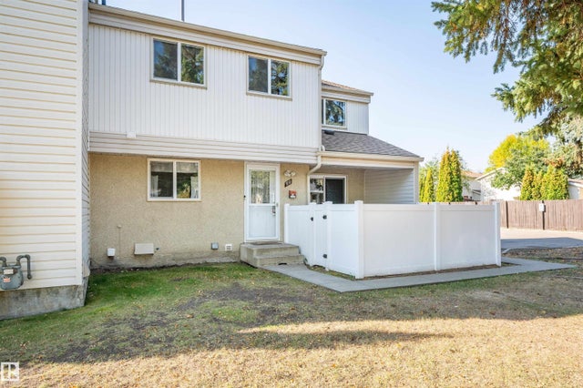 60 Woodvale Village Nw, Edmonton