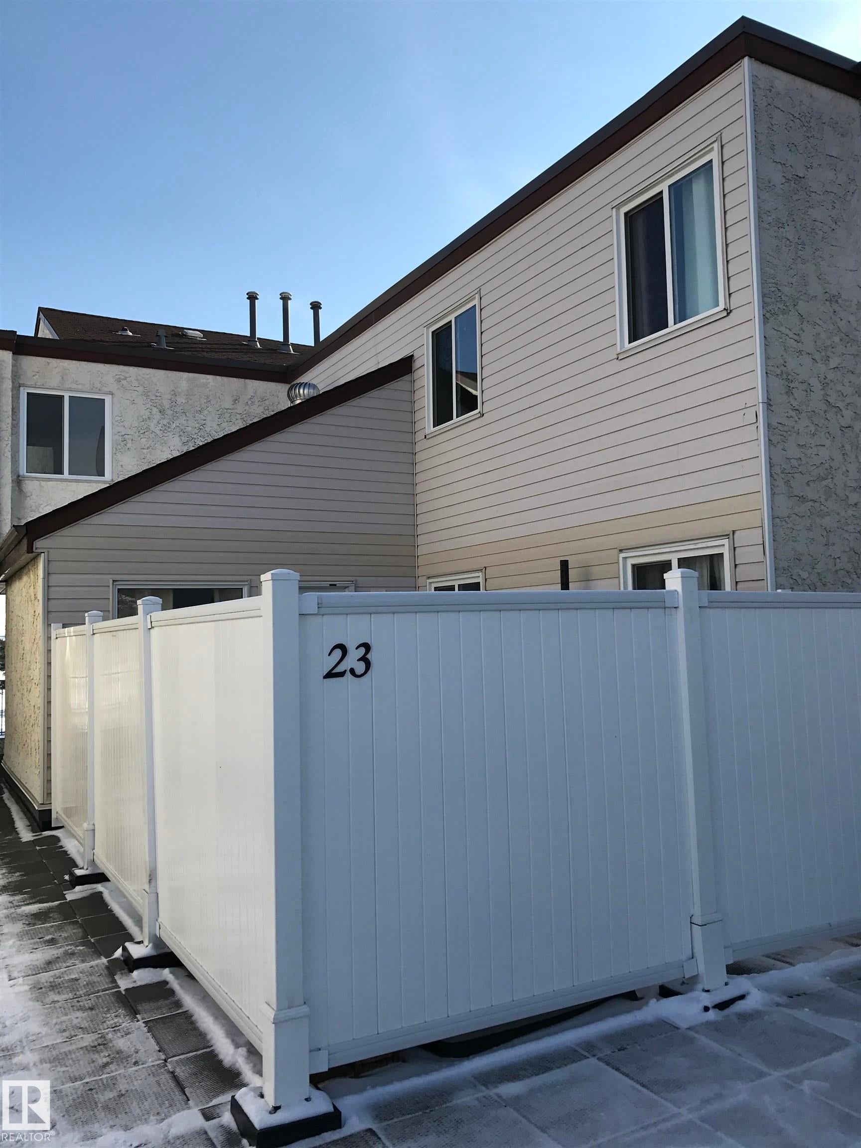 Edmonton Real Estate: Condo / Townhouse Property for Sale in Dunluce